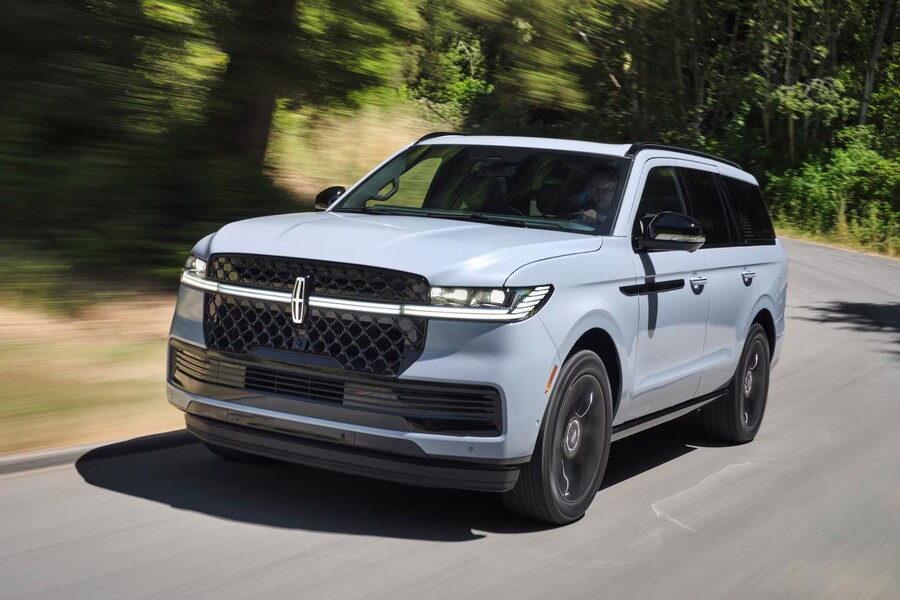 2025 Lincoln Navigator Redefines American Luxury with Cutting-Edge Technology and Elevated Comfort